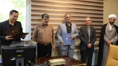 تقدیر از رئیس موسسه تحقیقات اصلاح و تهیه نهال و بذر